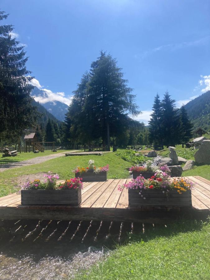 Appartamento Silvia Vermiglio Luaran gambar